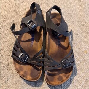 Birkenstock Bali Black Oiled Leather Sandal